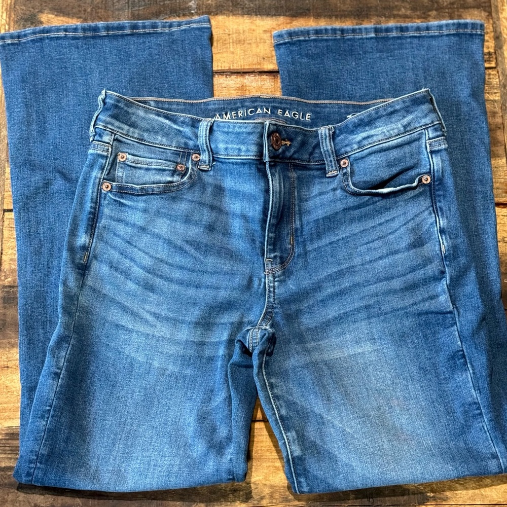 NWOT American Eagle Next Level Stretch Favorite Boyfriend Jeans